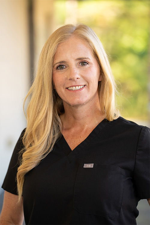 Ashley Mossbarger Headshot